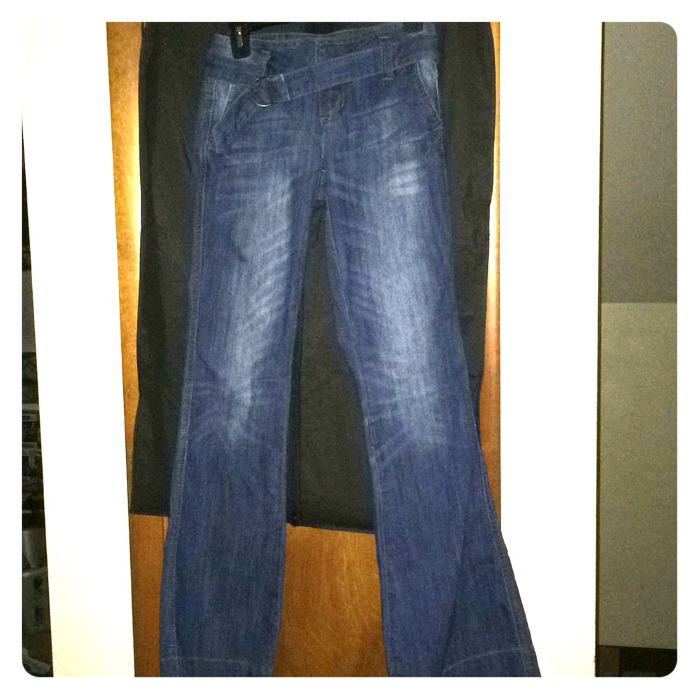 Zanadi flare jeans with jean belt